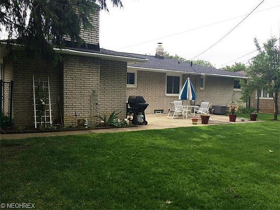 2nd image of 7671 Yorktown Ln