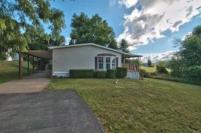 202 Independence Way photo 1