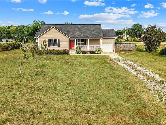 4th image of 46 Sugarhill Drive