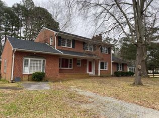 803 Lunenburg Ave, Blackstone, VA 23824
