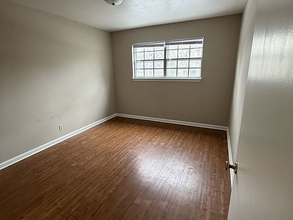 2nd image of 222 N Haworth Ave