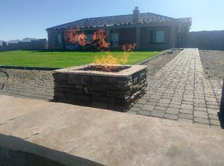 2212 S Talcum Trl, Thatcher, AZ 85552