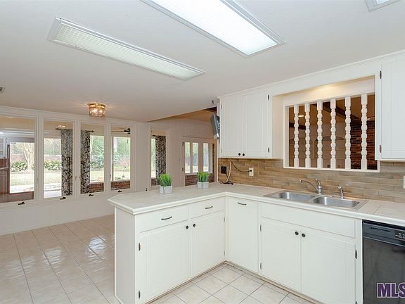 5th image of 12223 Lake La Dare Ave