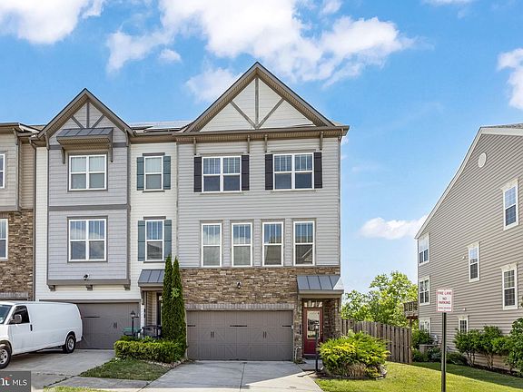 4th image of 7 Coulter Ln