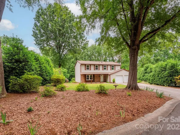5604 Bethesda Ct, Charlotte, NC 28226