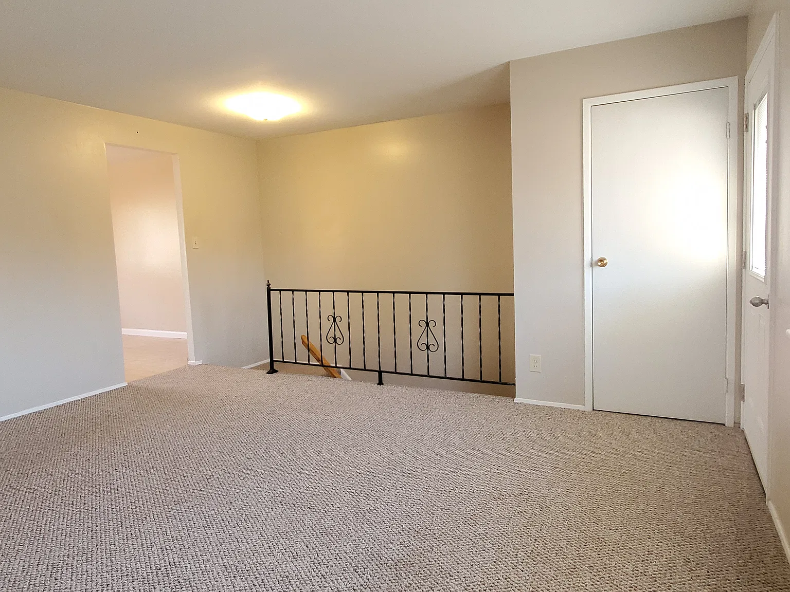 2 bed, 975 sqft, $875 — Photo 4