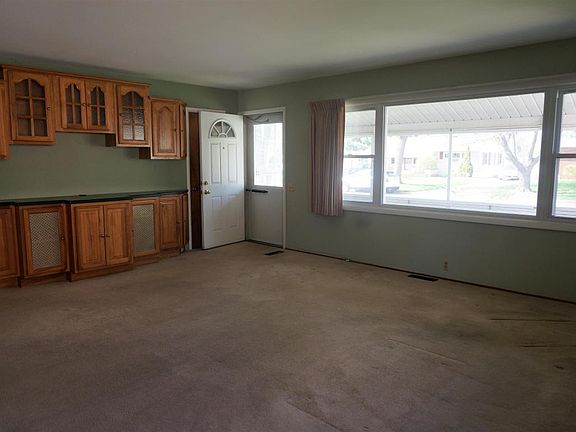 5th image of 1522 Sheridan Ave
