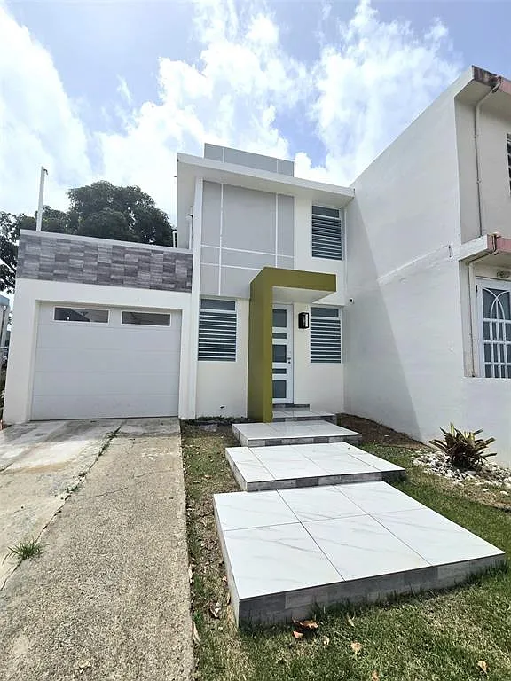 3 bed, 1.5 bath, 1000 sqft, $1,200 — Photo 2