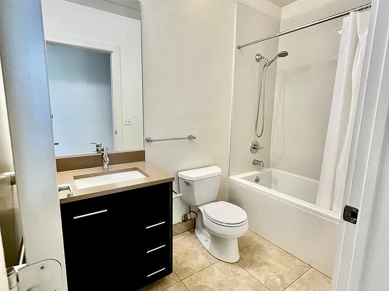 238 S Arroyo Pkwy — Photo 10