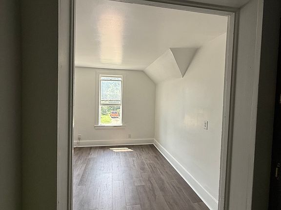 5th image of 459 E State St #B