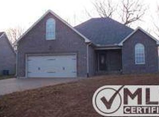 205 Landons Cir, White House, TN 37188
