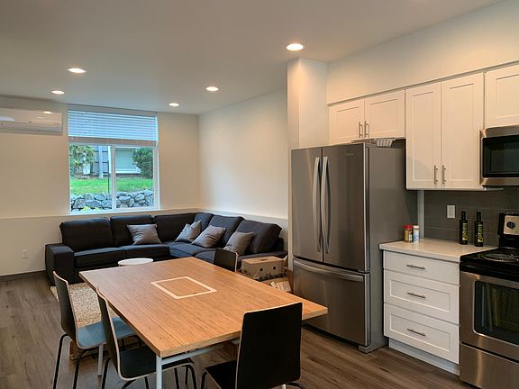 2nd image of 4703 9th Ave NE Unit A-b