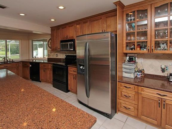 4th image of 4321 Southpark Dr