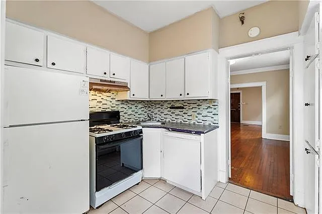 2513 Lowerline St — Photo 6