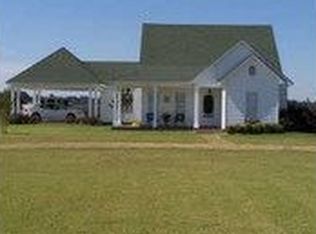 2617 Cow Oak Rd, Dundee, MS 38626