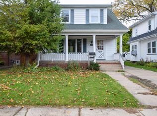 6918 27th Ave, Kenosha, WI 53143