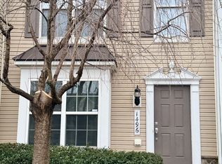 1496 Artisan Ct, Breinigsville, PA 18031
