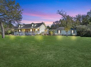 454 Long Branch Rd, Bellville, TX 77418