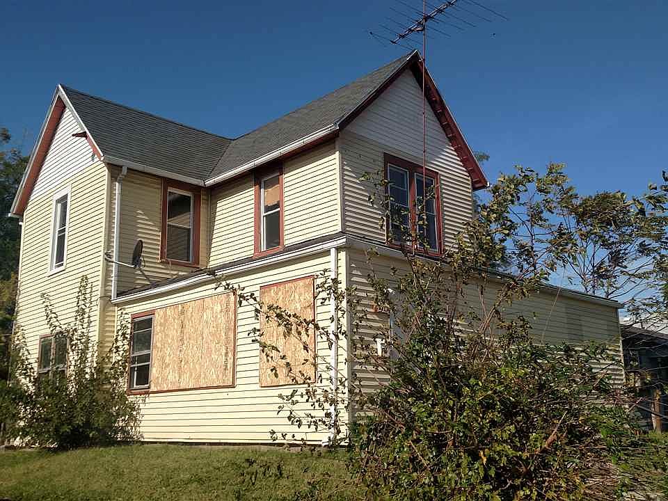 2nd image of 2025 S Mulberry St #2027