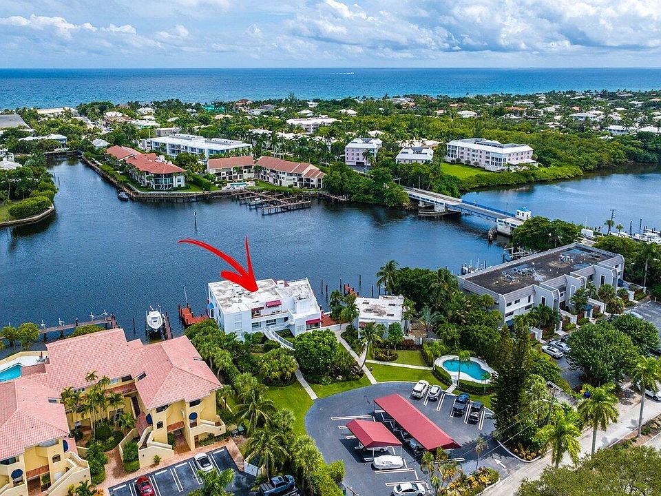 1st image of 815 Palm Trail #1