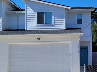 1935 22nd St, Florence, OR 97439