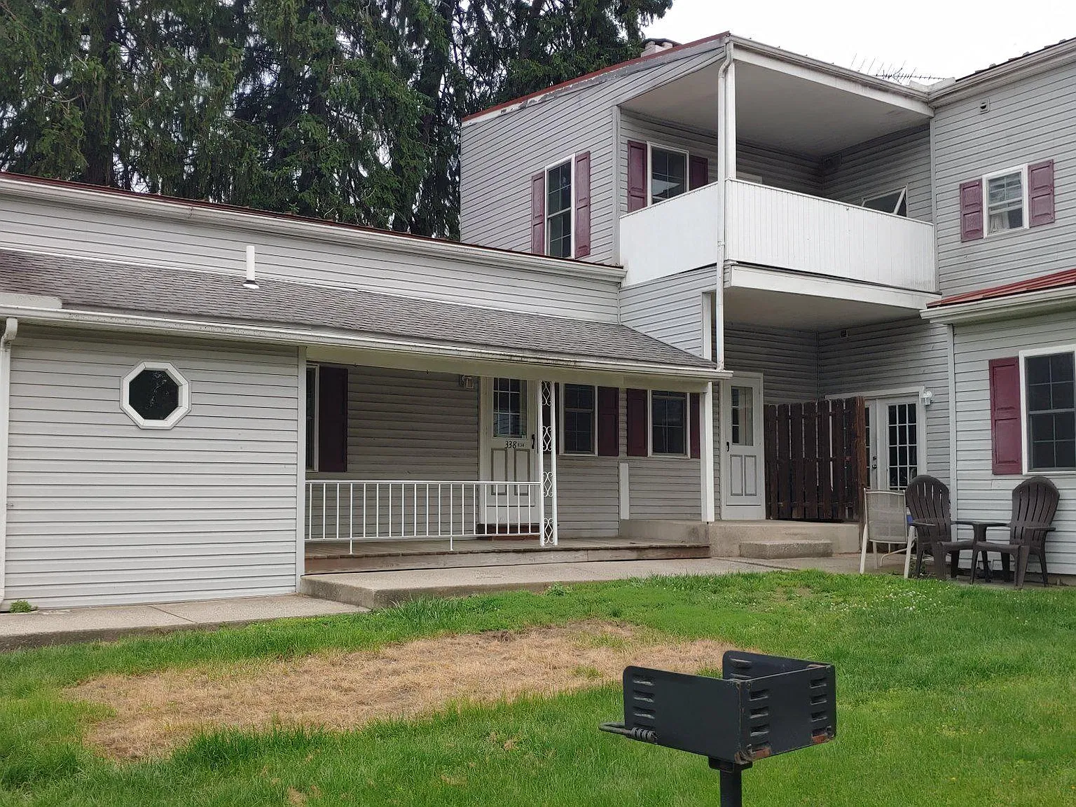 2 bed, 2.0 bath, 875 sqft, $1,600 — Photo 2