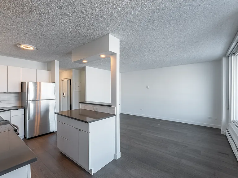 2010 Hope St SW #104 — Photo 51