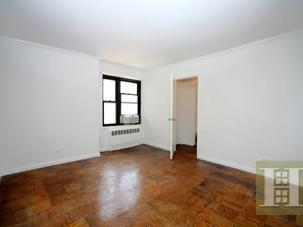 413 Grand Street image 1 of 7