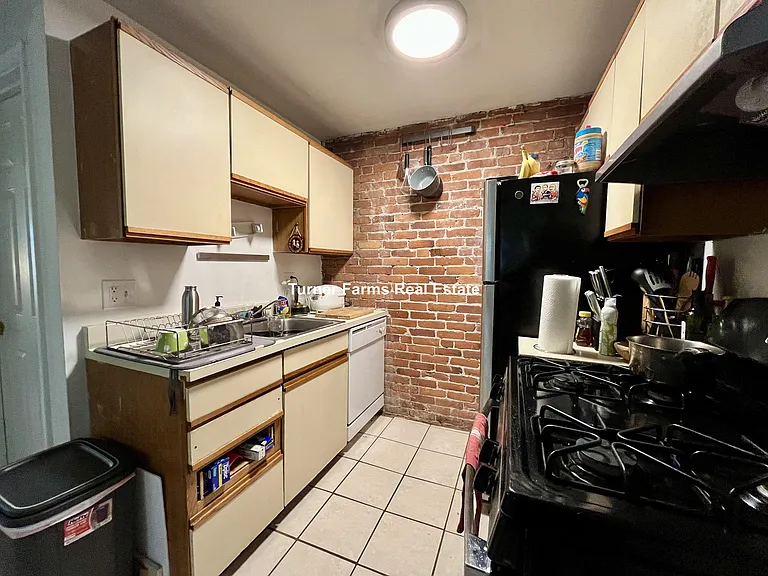 66 Murdock St #1F — Photo 3