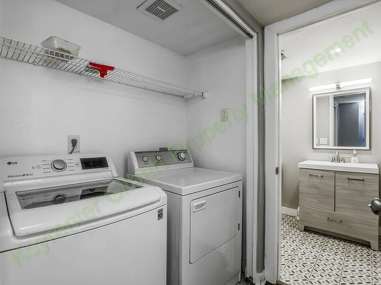 2969 N Oregon St #10 — Photo 14