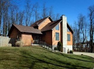14191 Caroline Dr, North Huntingdon, PA 15642