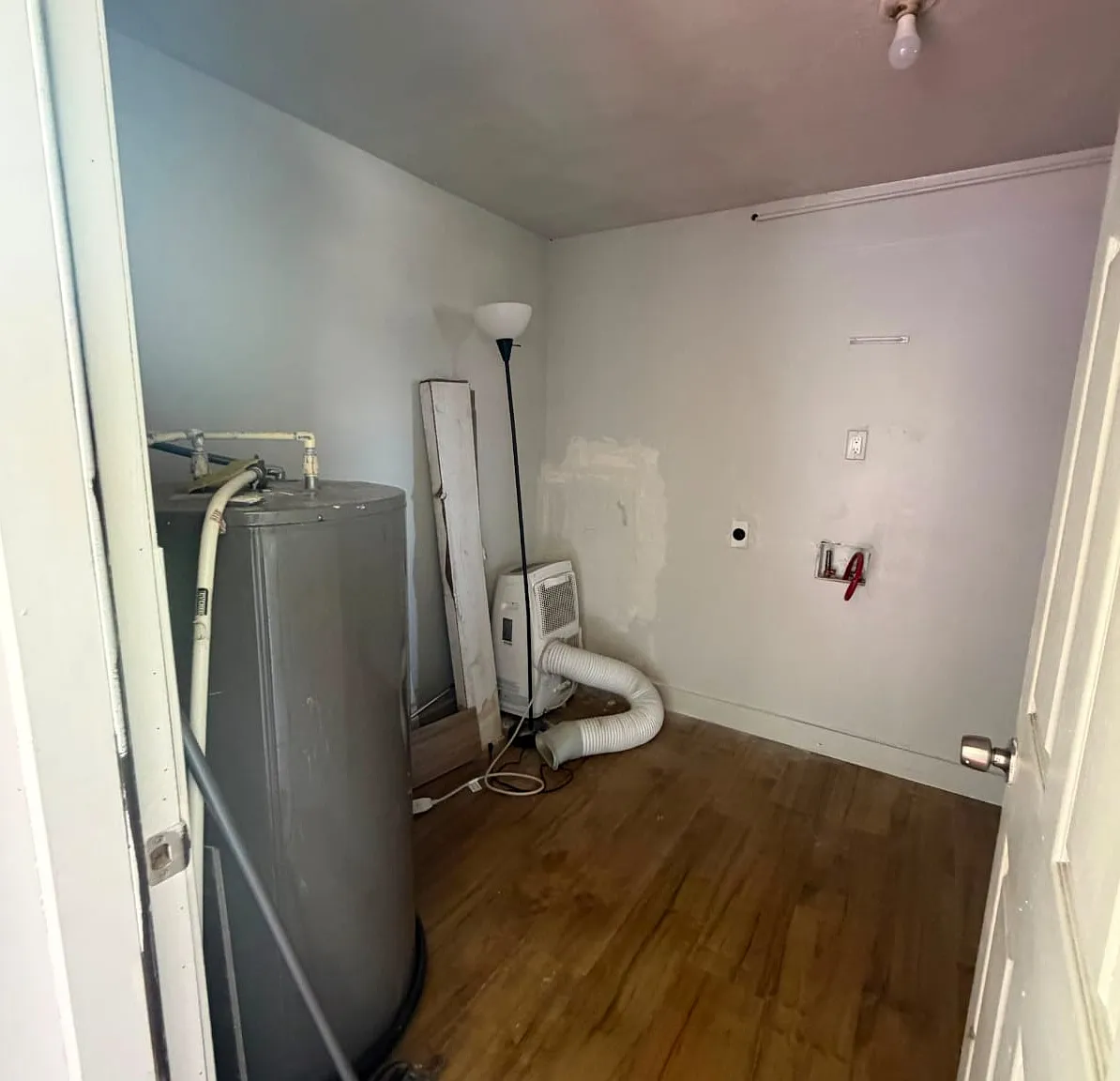 3 bed, 1043 sqft, $1,850 — Photo 4