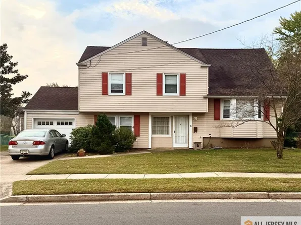 5 Meyer Rd, Edison, NJ 08817