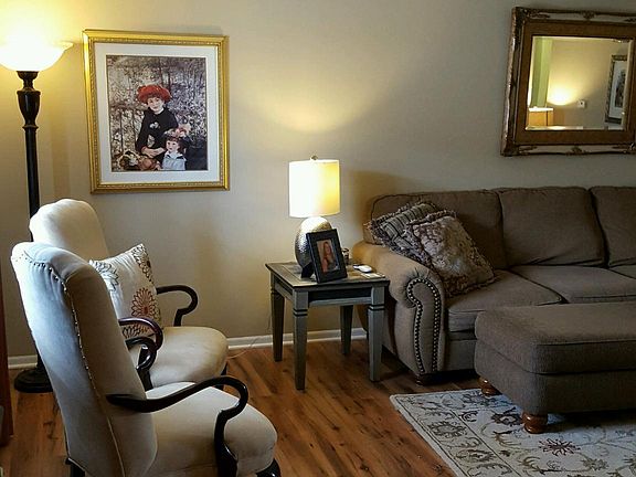 3rd image of 840 Doty Dr #38