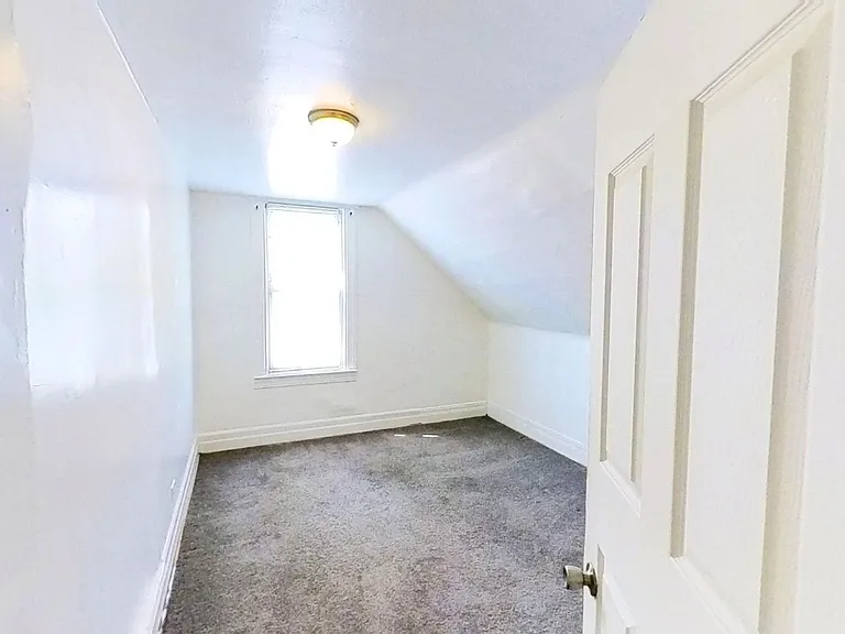 11326 Saint Aubin St #2 — Photo 6