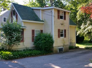 20-22 Wild Harbor Rd, North Falmouth, MA 02556