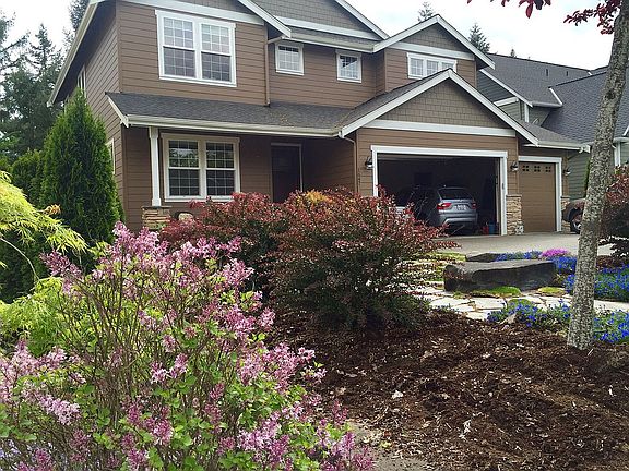 4th image of 1647 52nd Ave SE