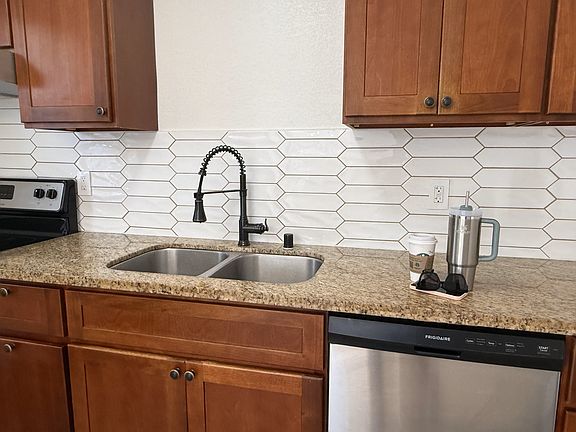 2nd image of 2108 S Sheridan Ave