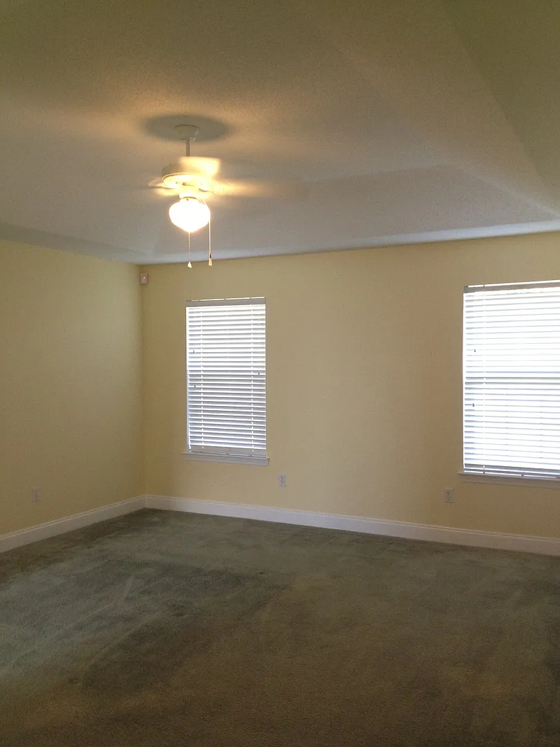 Move In Ready Home in Navarre near Navy Base — Photo 4