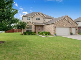 107 Devonshire Ave, Lowell, AR 72745