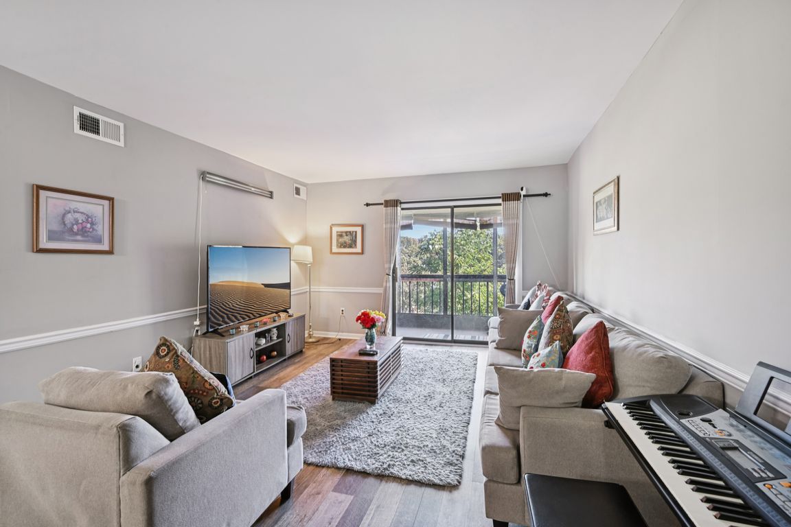 next background image