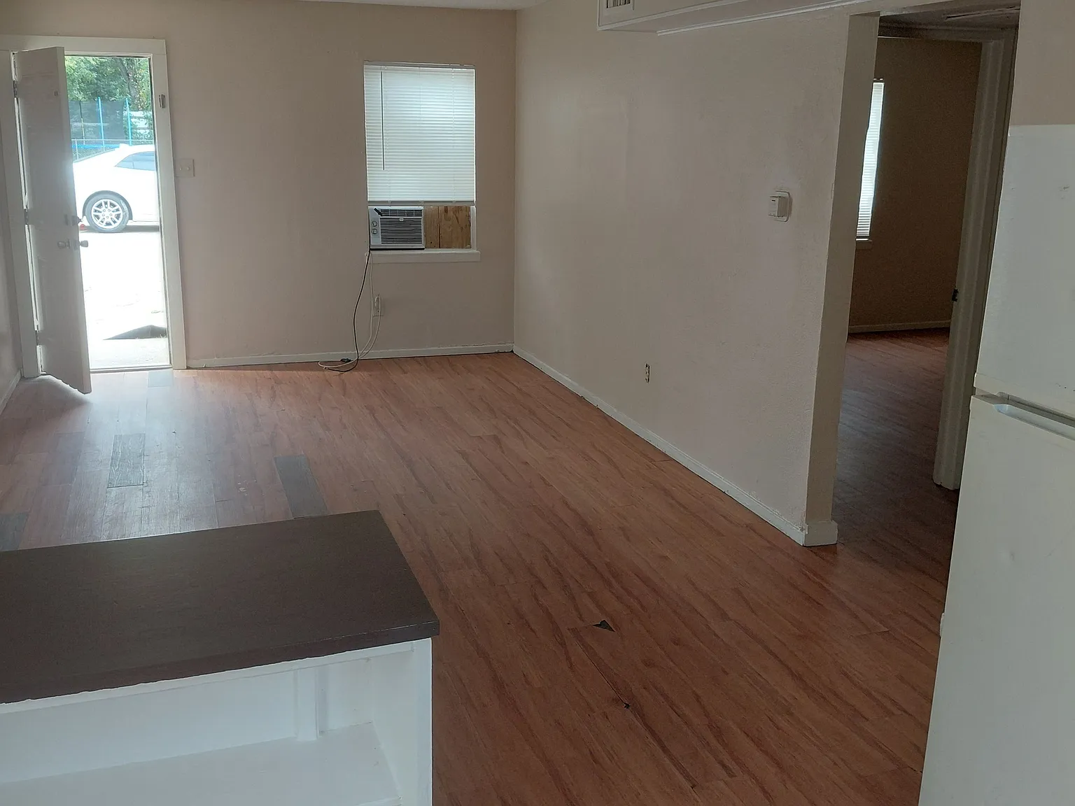 2 bed, 1.0 bath, $850 — Photo 1