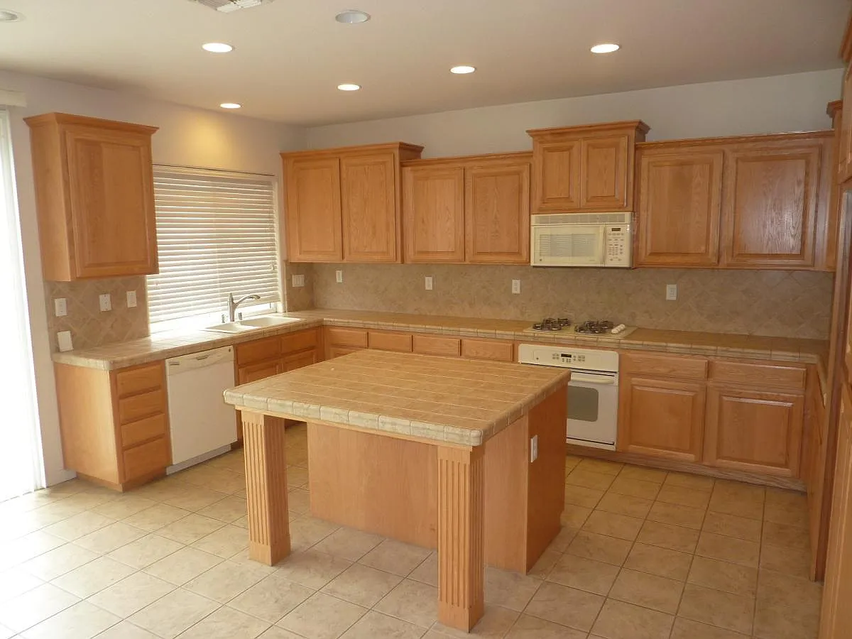 Building Photo - 10356 Stoecker Way