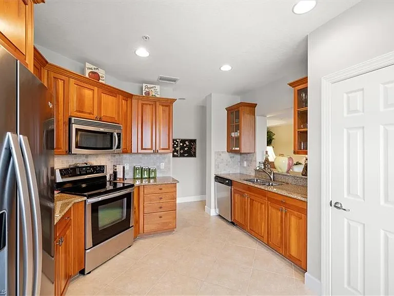 8051 Players Cove Dr #102 — Photo 16