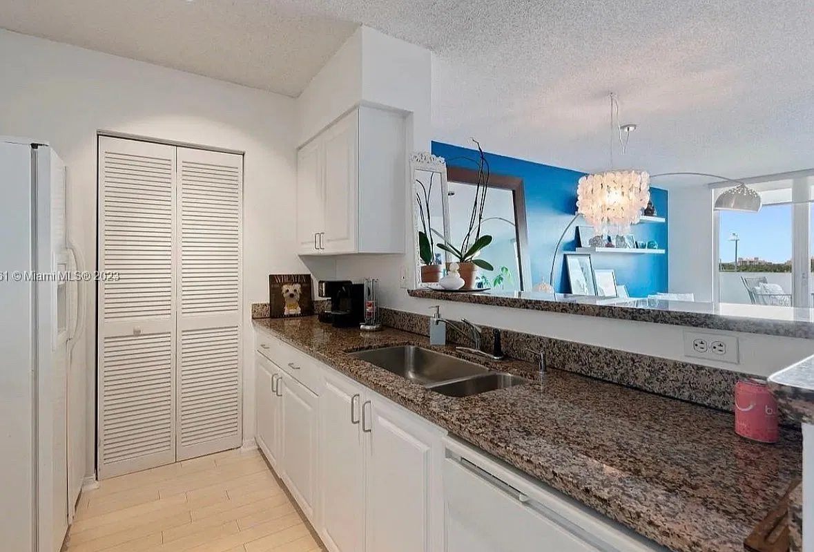 1 bed, 780 sqft, $4,500 — Photo 4