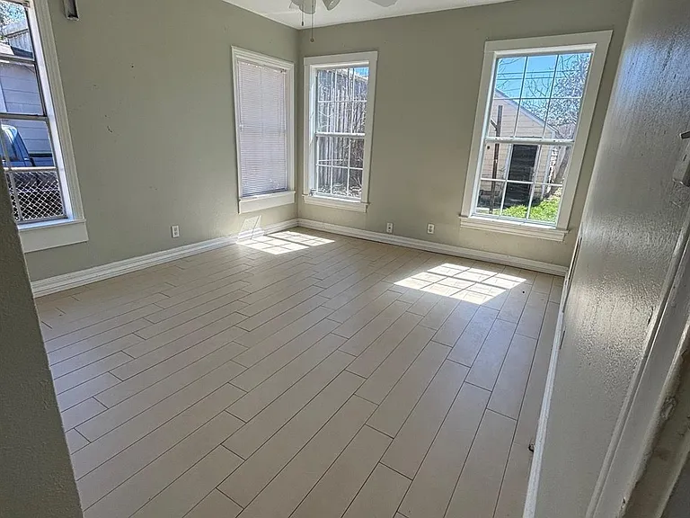 109 Schilling St — Photo 6