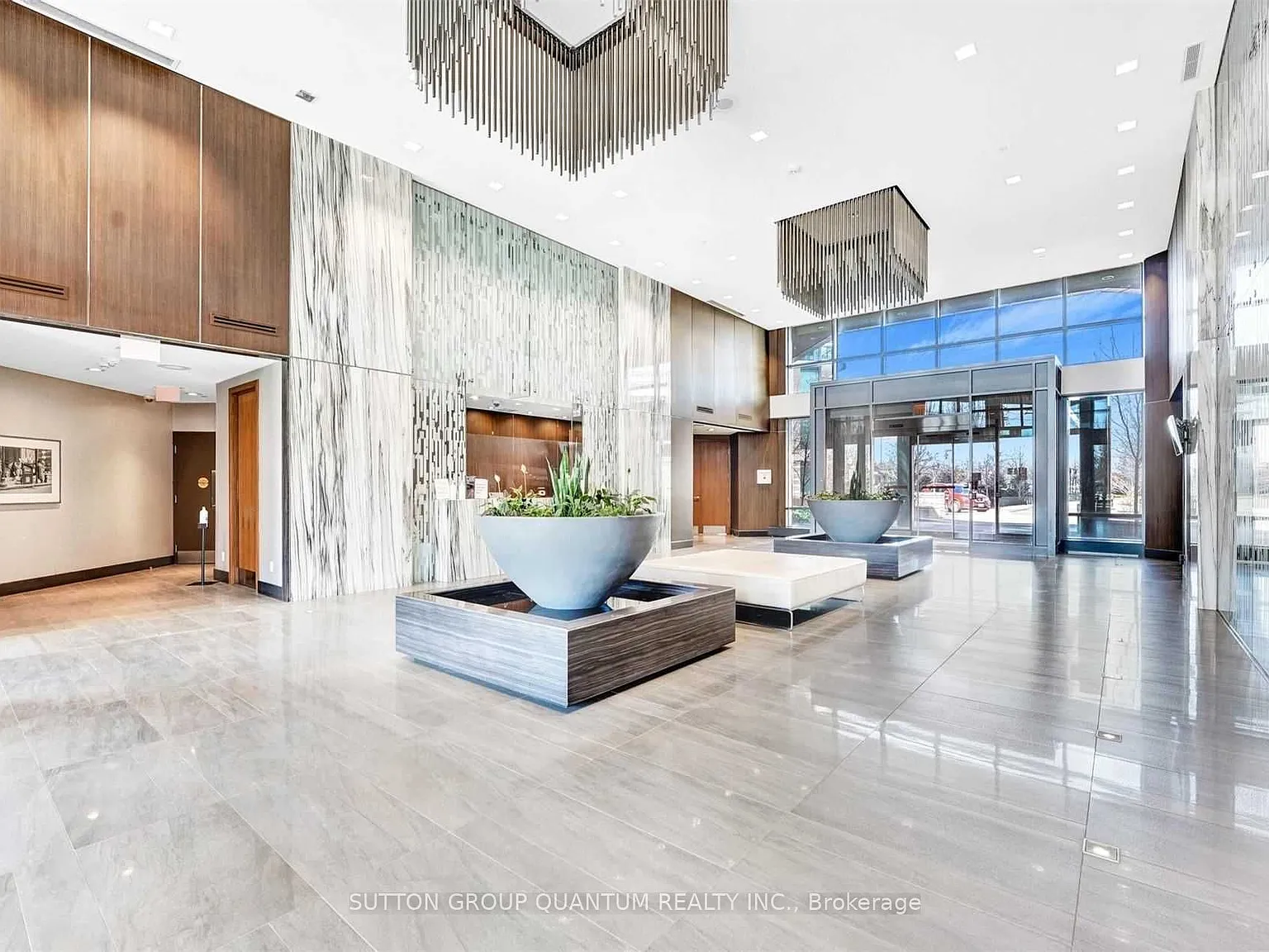 2 bed, $2,600 — Photo 2