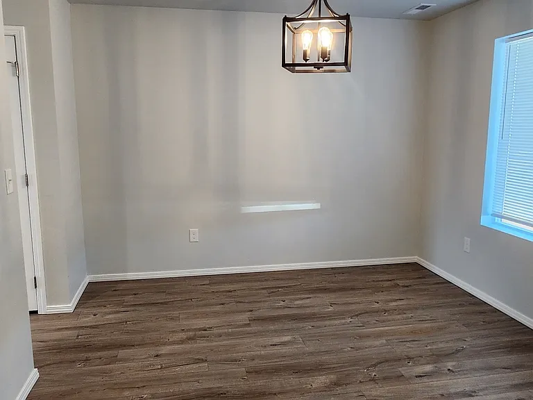 409 Hildago Way — Photo 20