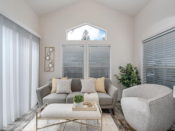 5th image of 101 Colgan Avenue #2