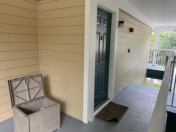 4th image of 10028 Strafford Oak Ct APT 725